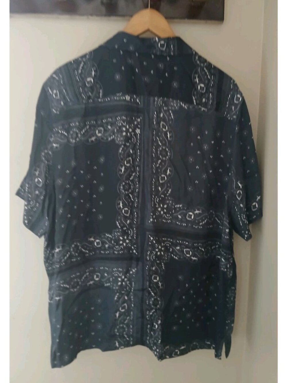 AllSaints Tikal Relaxed Fit Bandana Print Shirt8 - Picture 6 of 9
